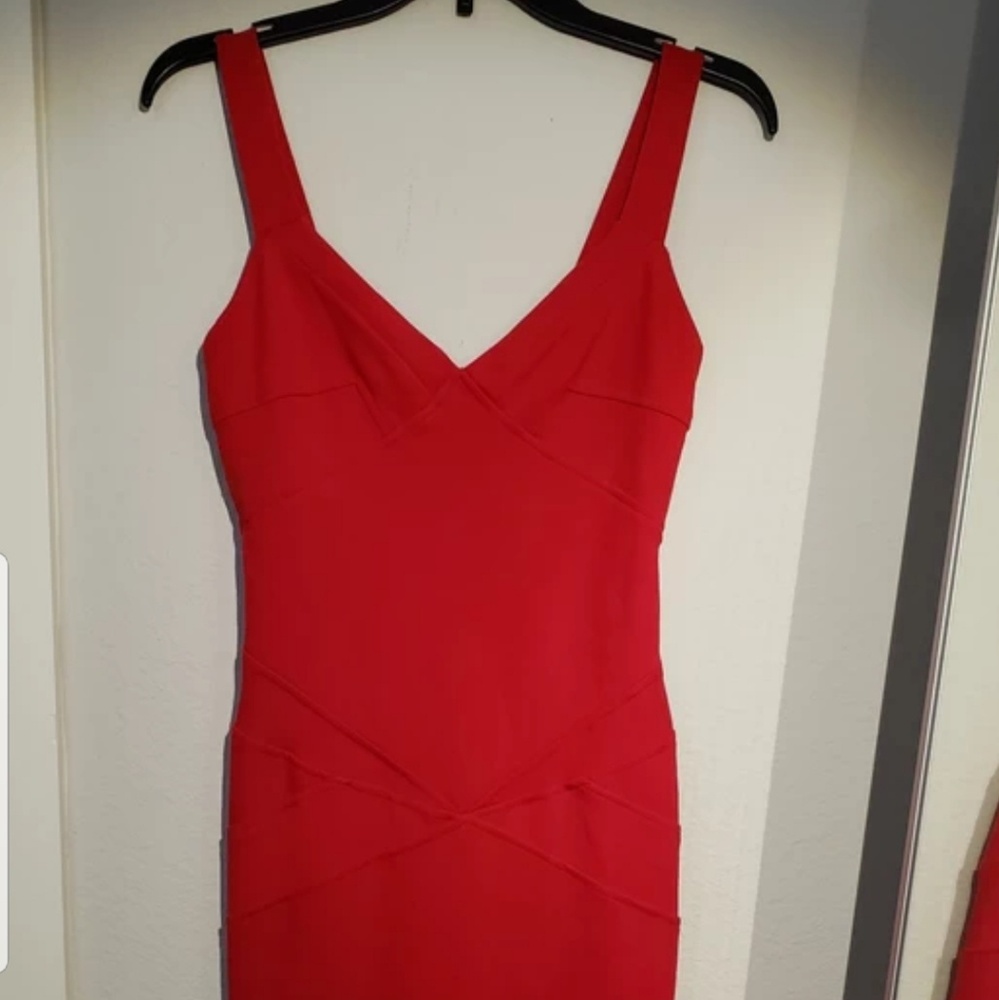 Authentic Diane Von Furstenberg red bandage dress
